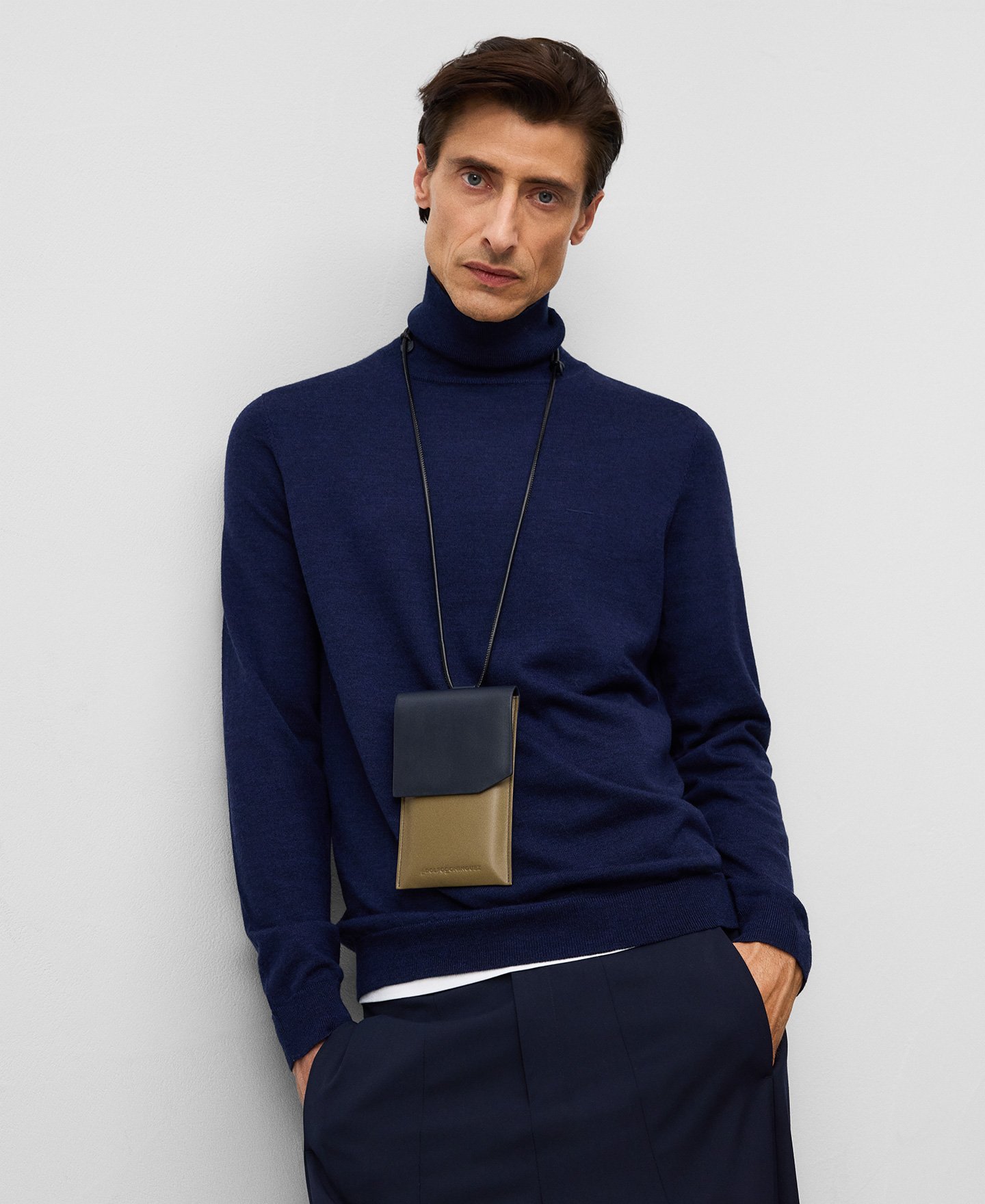Zweifarbige Handytasche Leder Herren image number 3