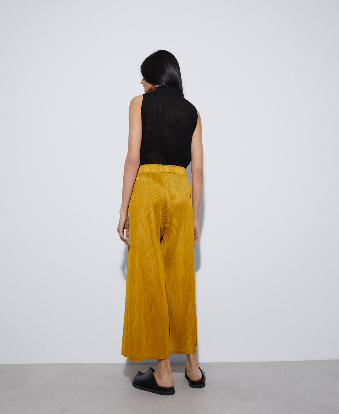 Crinkle trousers image number 2