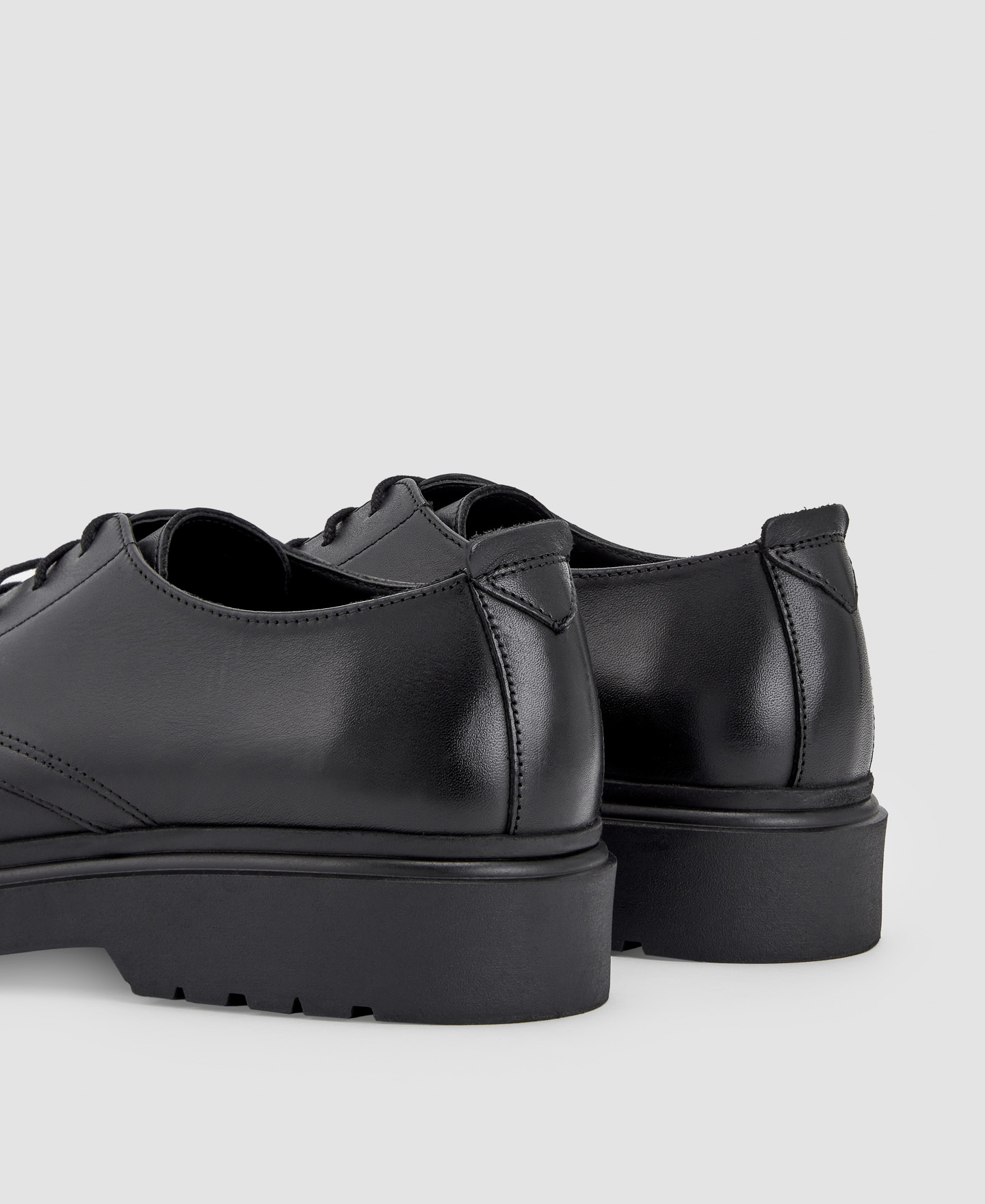 Derby leather shoe image number 2