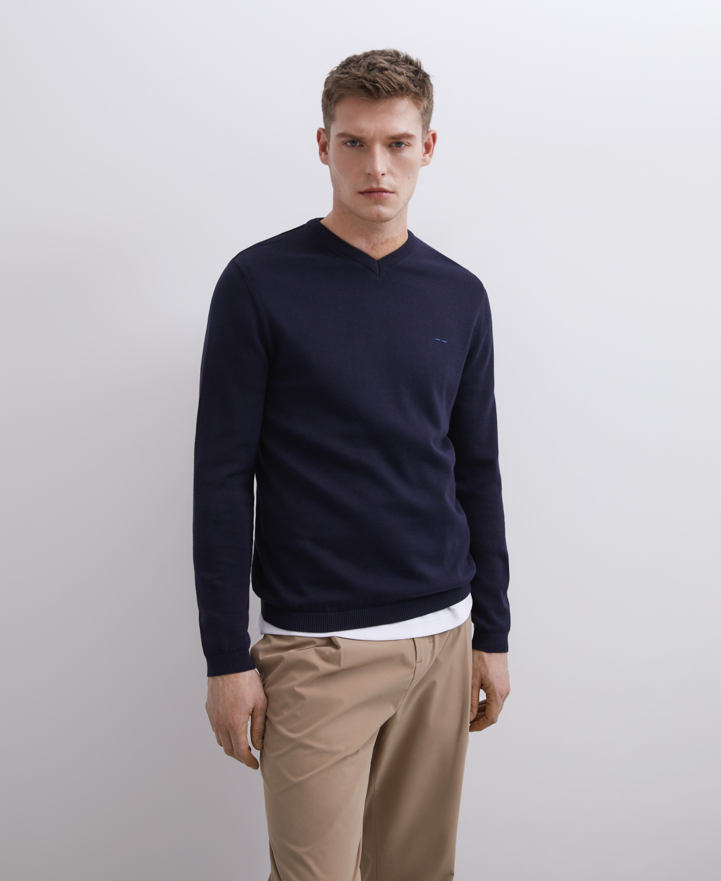 Pistachio cotton V-neck sweater image number 1