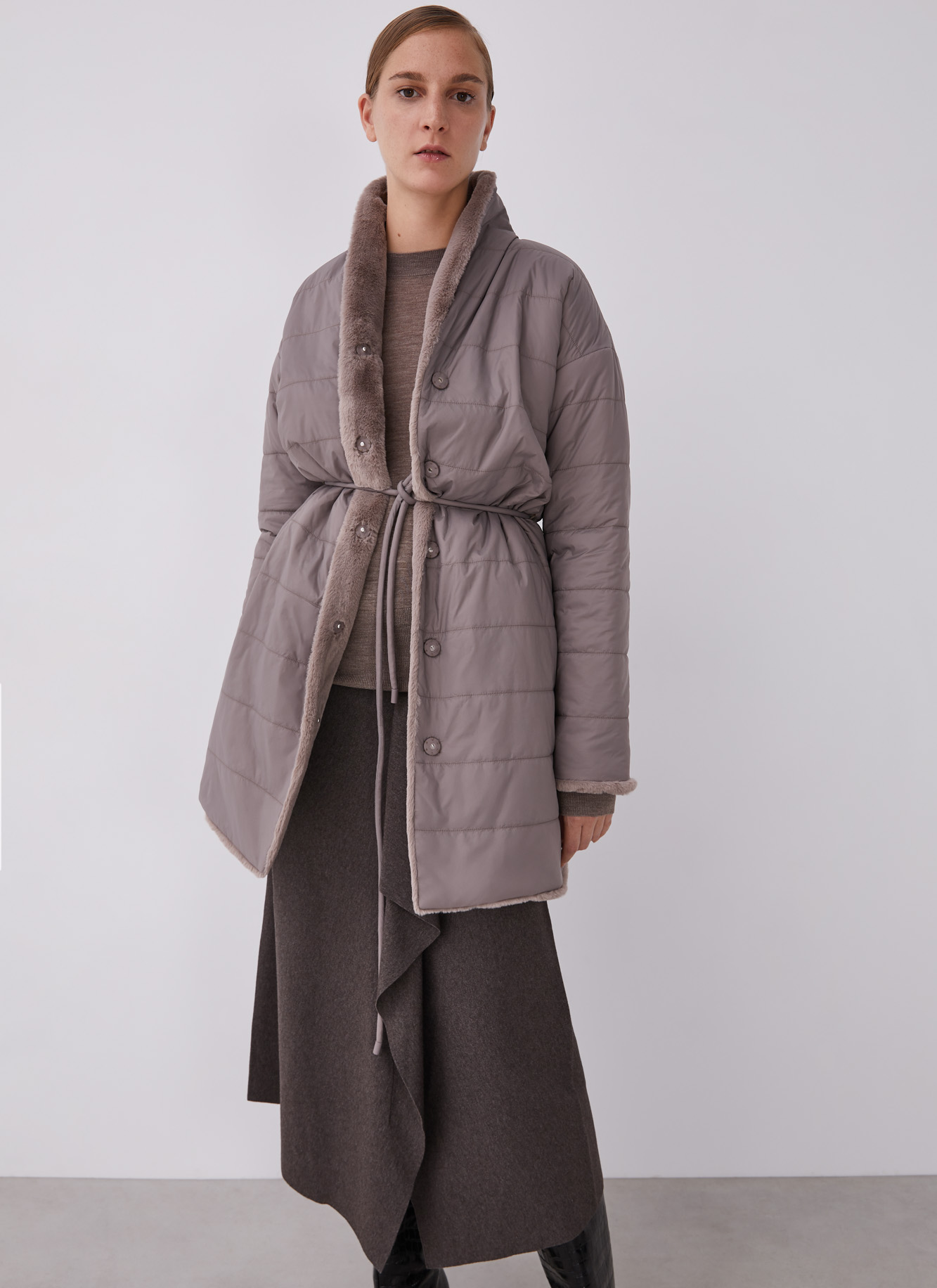 Anorak envolvente reversible image number 0