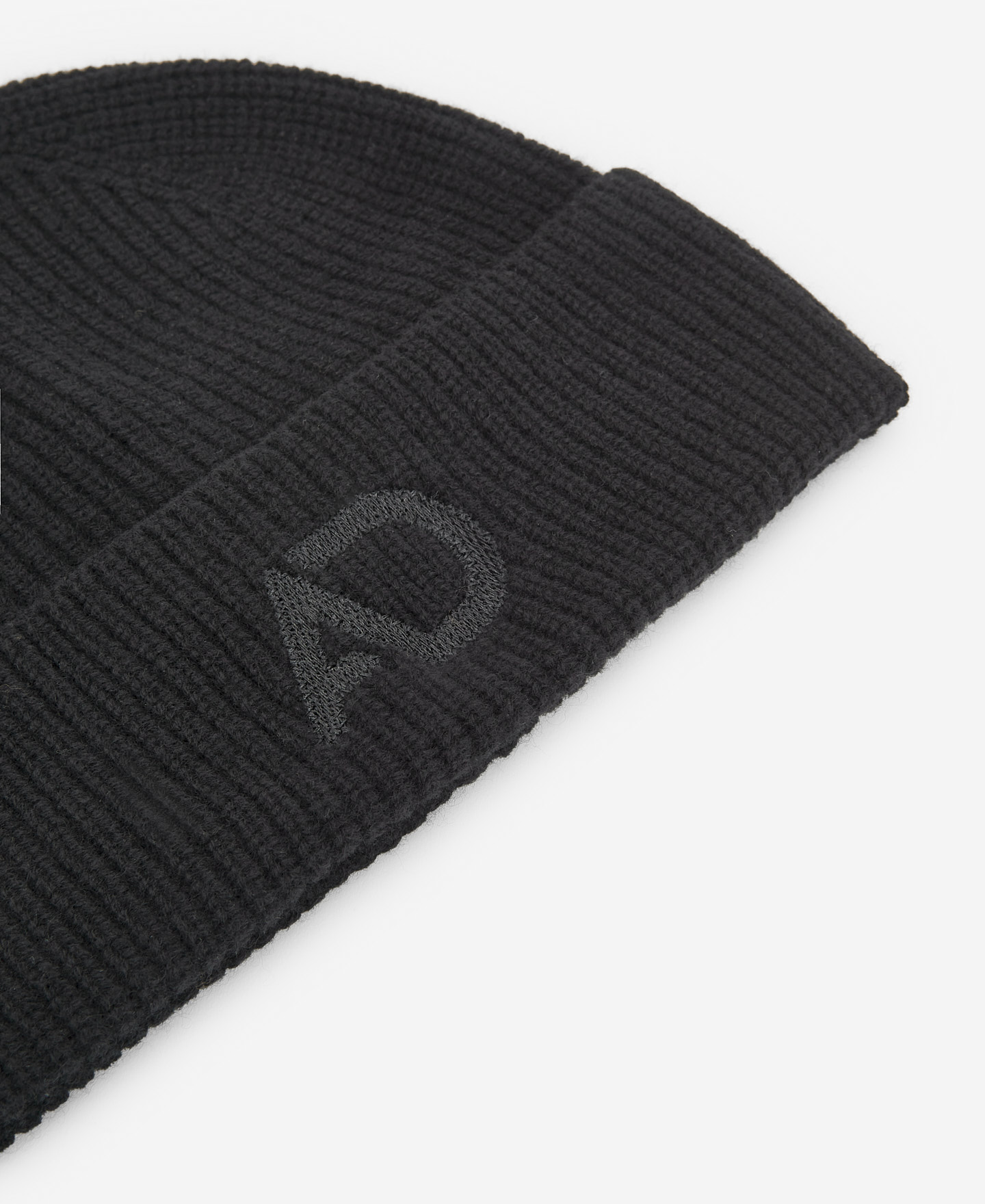 Black merino wool beanie for men image number 1