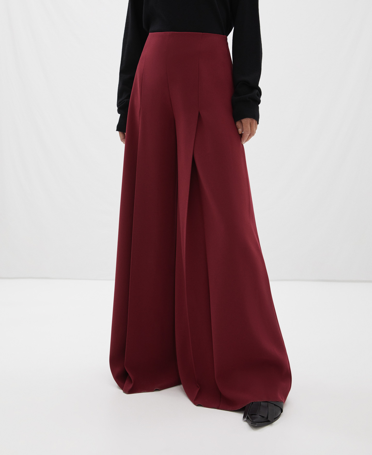 Palazzo trousers with darts image number 0