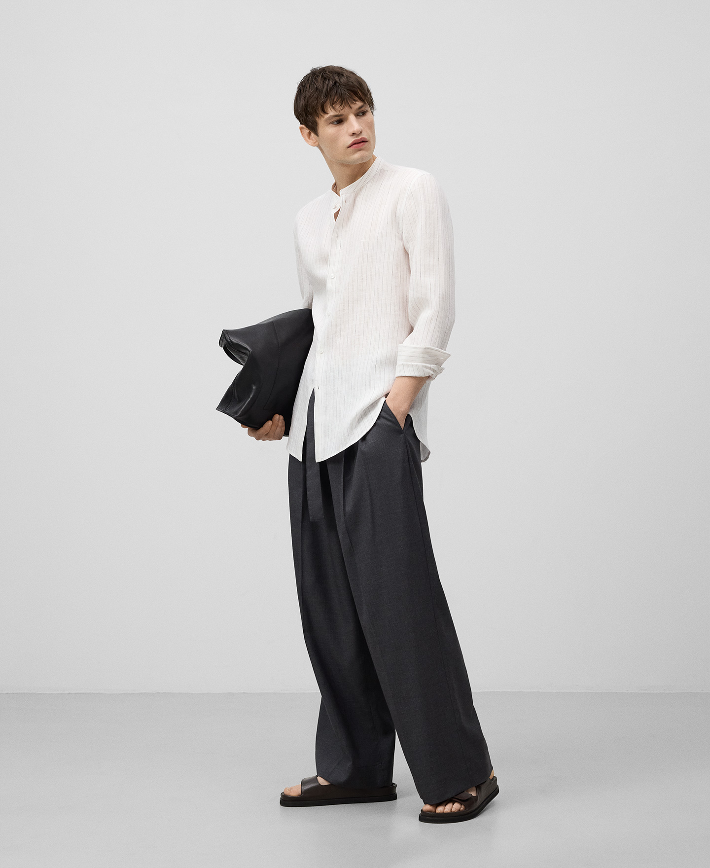 Linen Mandarin collar striped shirt man image number 1