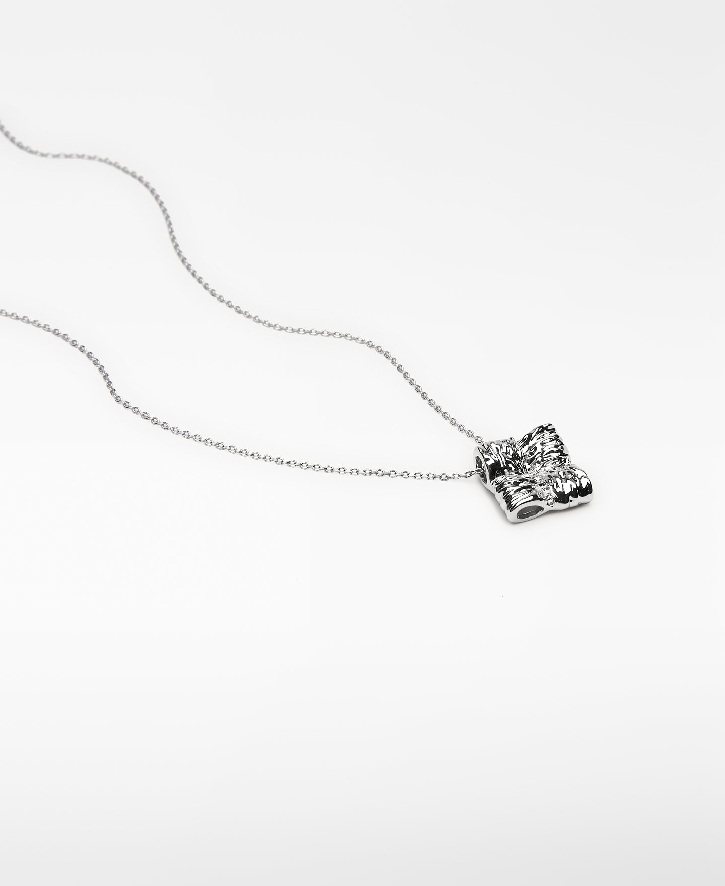 Metal chain pendant woman image number 1