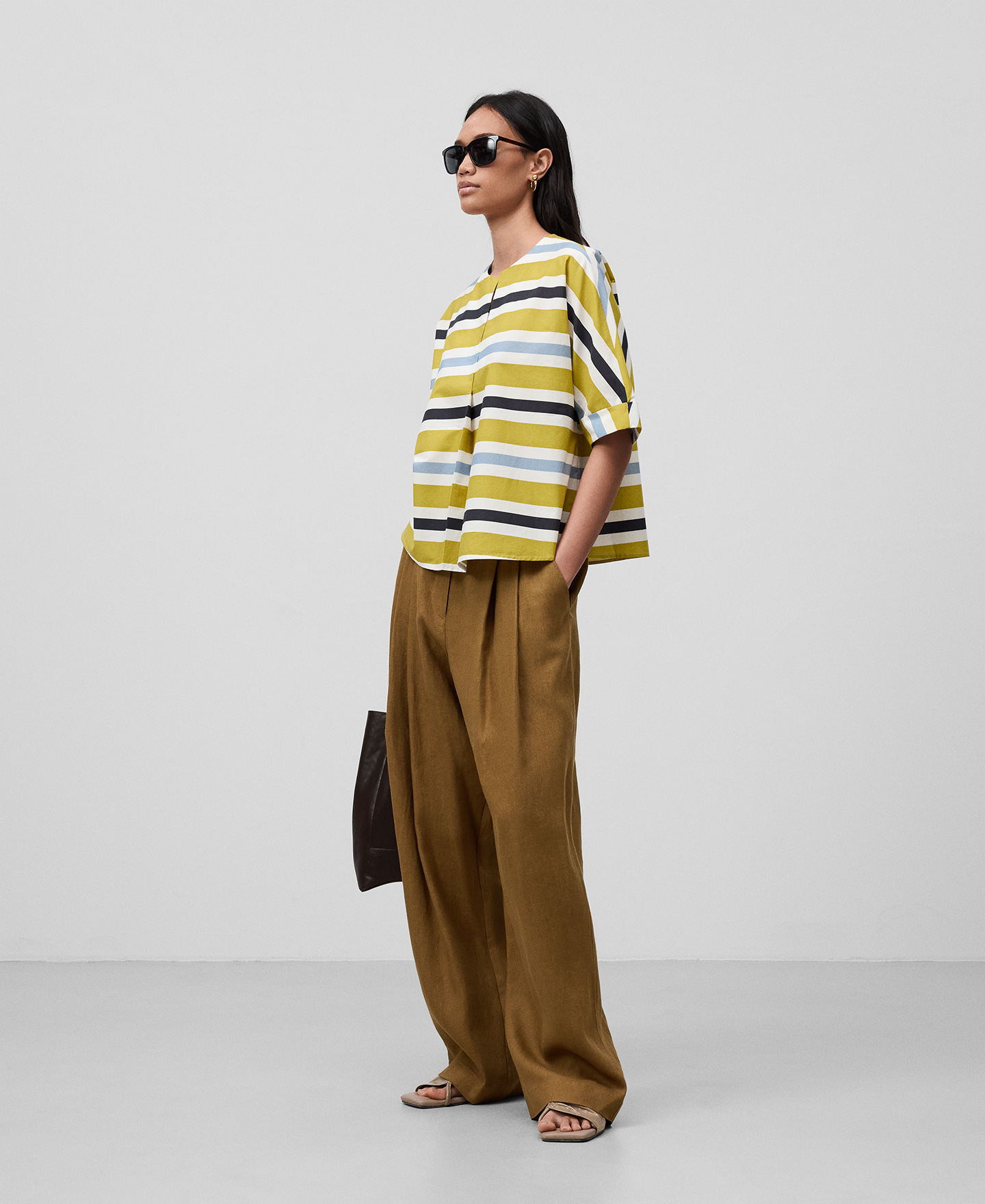 V-neckline striped blouse woman image number 1