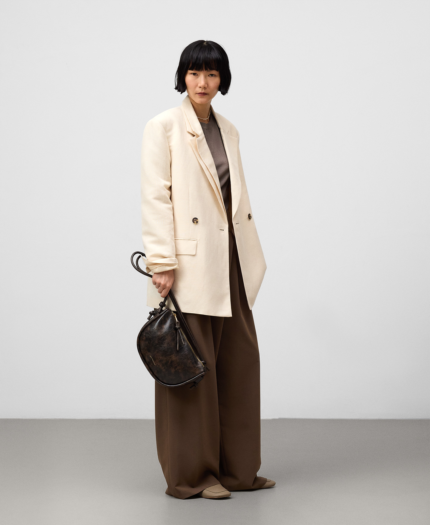 Luna medium crossbody woman image number 4