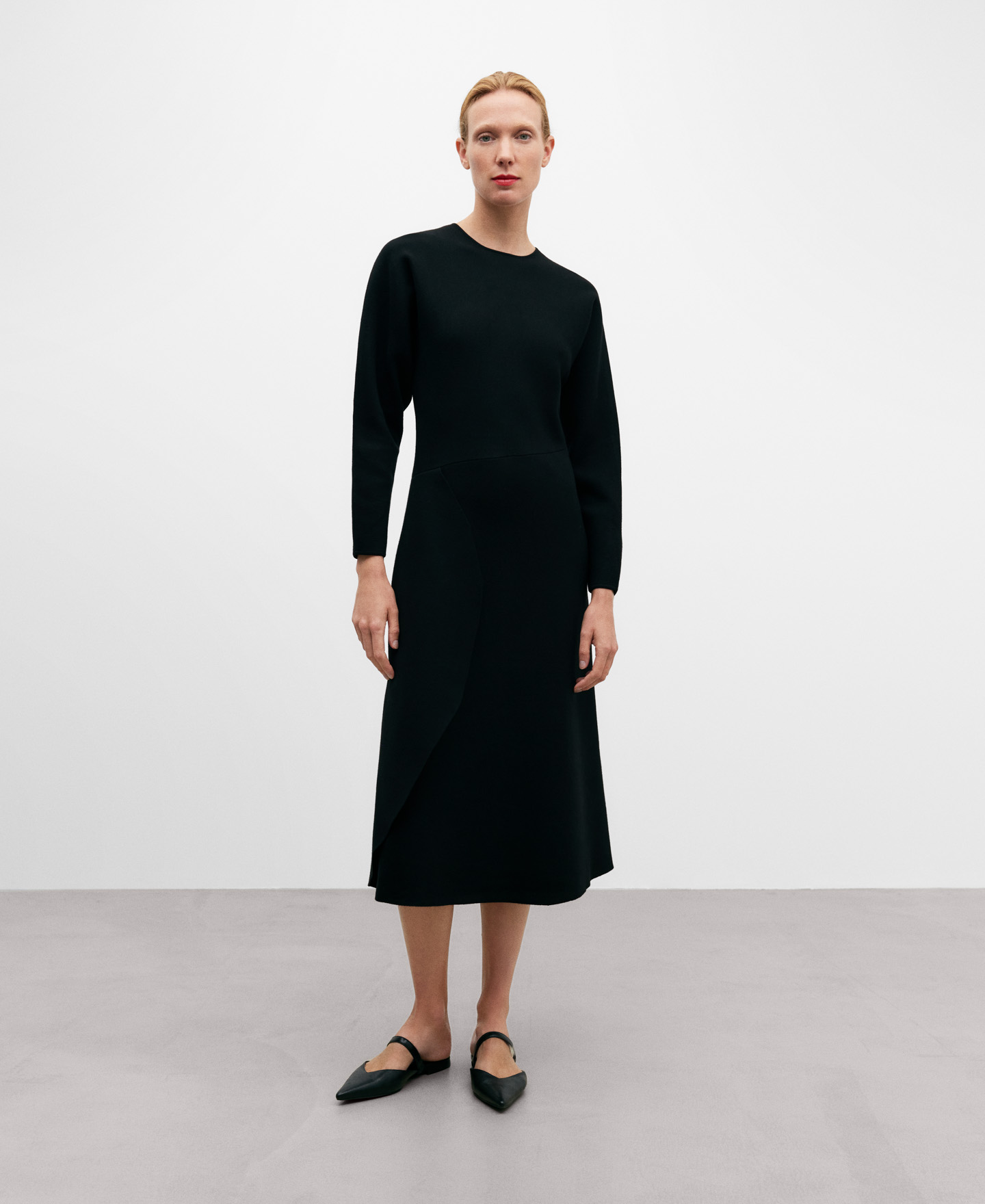 Vestido godet lateral image number 1
