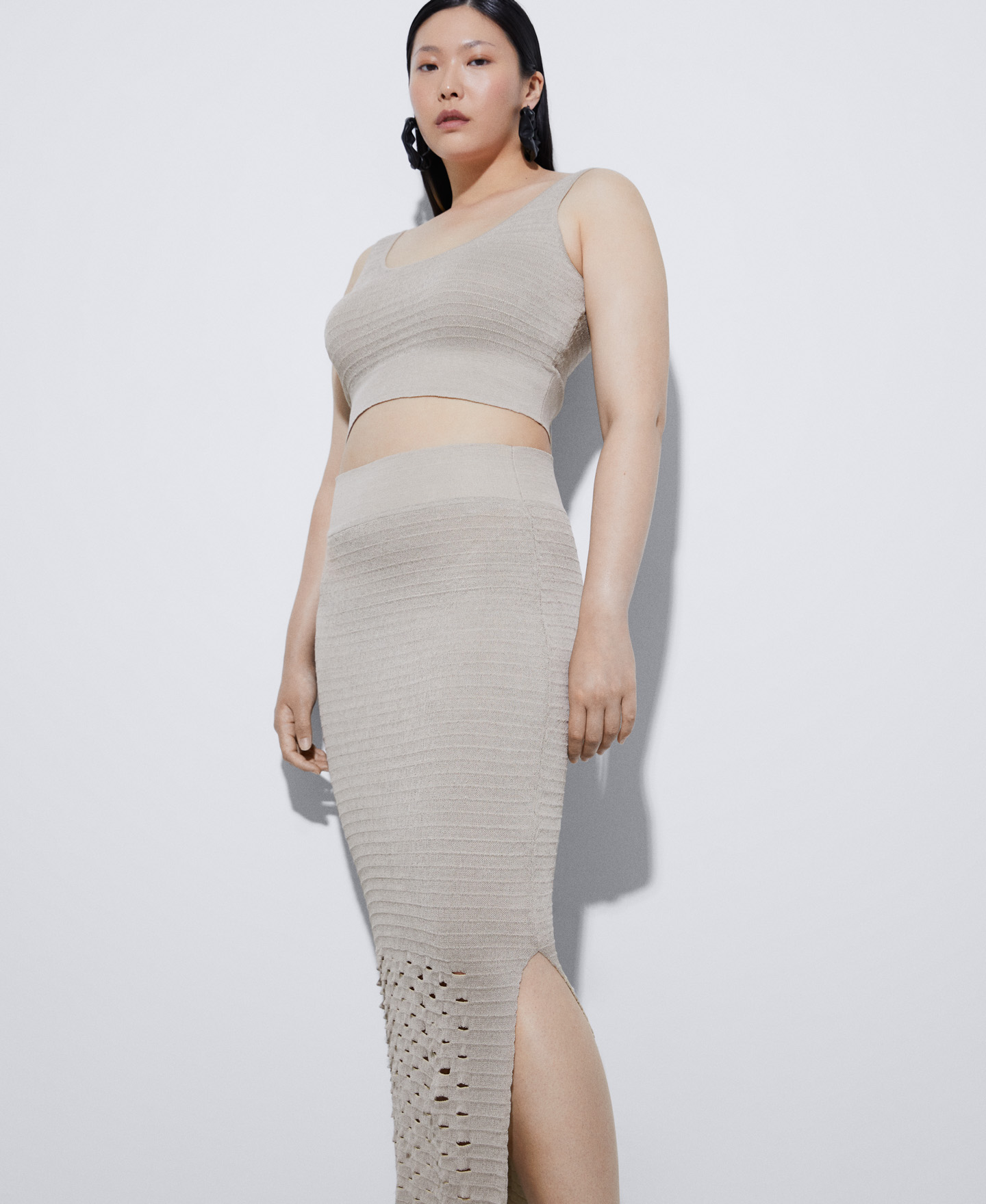 Linen knitted openwork skirt image number 0