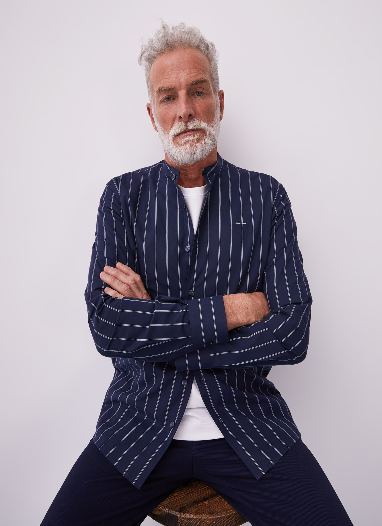 Mandarin collar cotton shirt image number 2