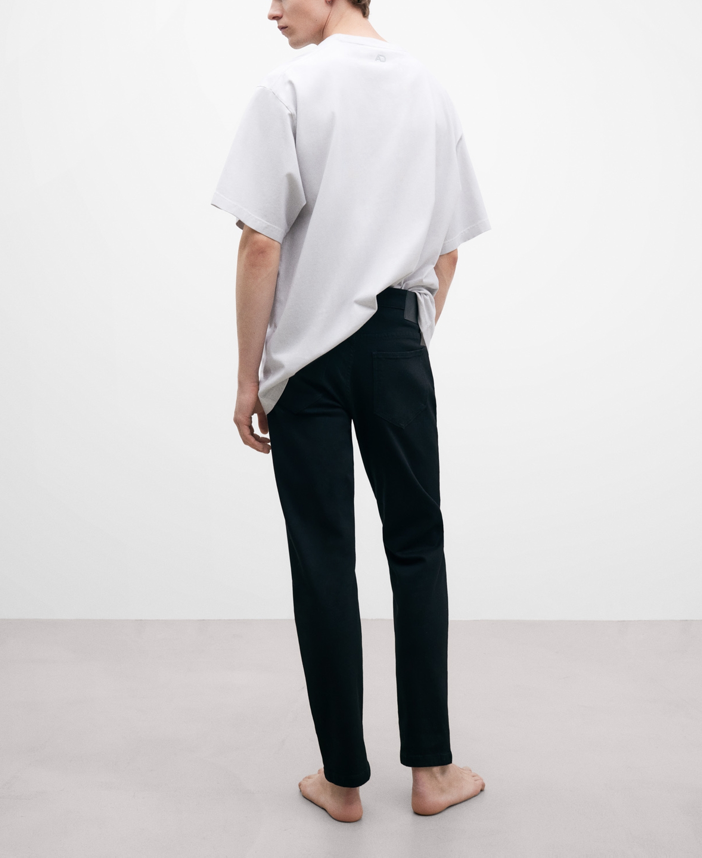 Pantalón vaquero algodón negro  hombre image number 2