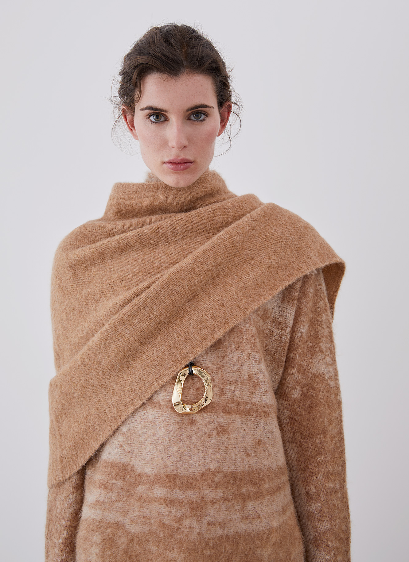 Jersey de mohair con cuello perkins image number 5