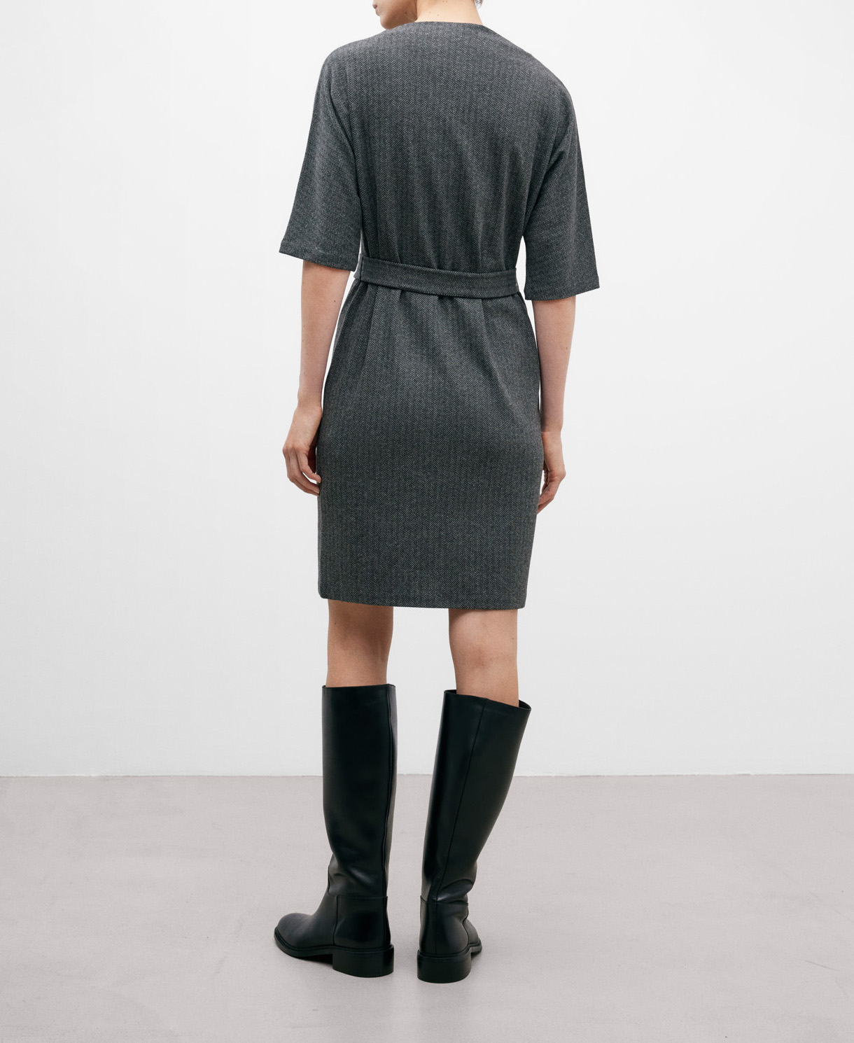 Japanese sleeve dress in polyester image number 2