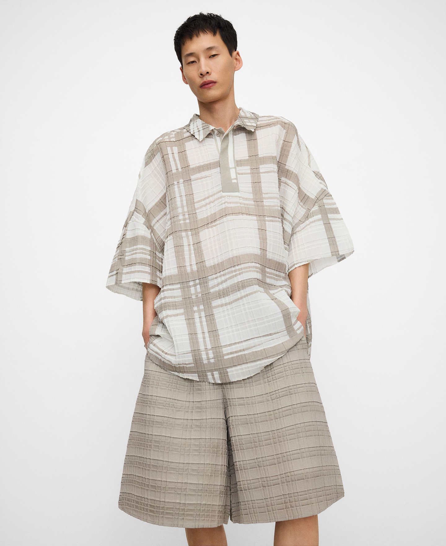 Checkered crinkle shirt image number 0