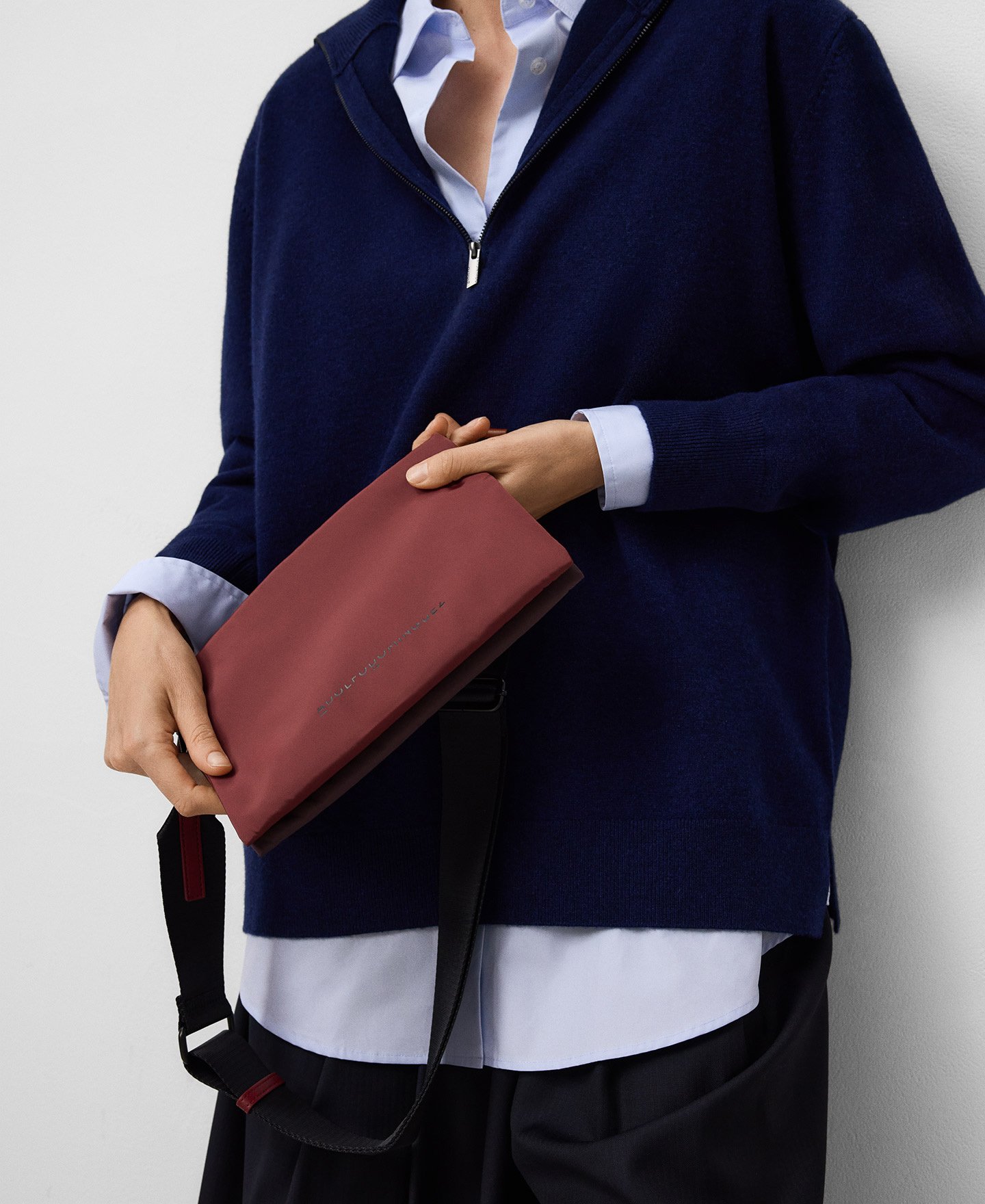 Bandolera bicolor pequeña nailon mujer image number 5