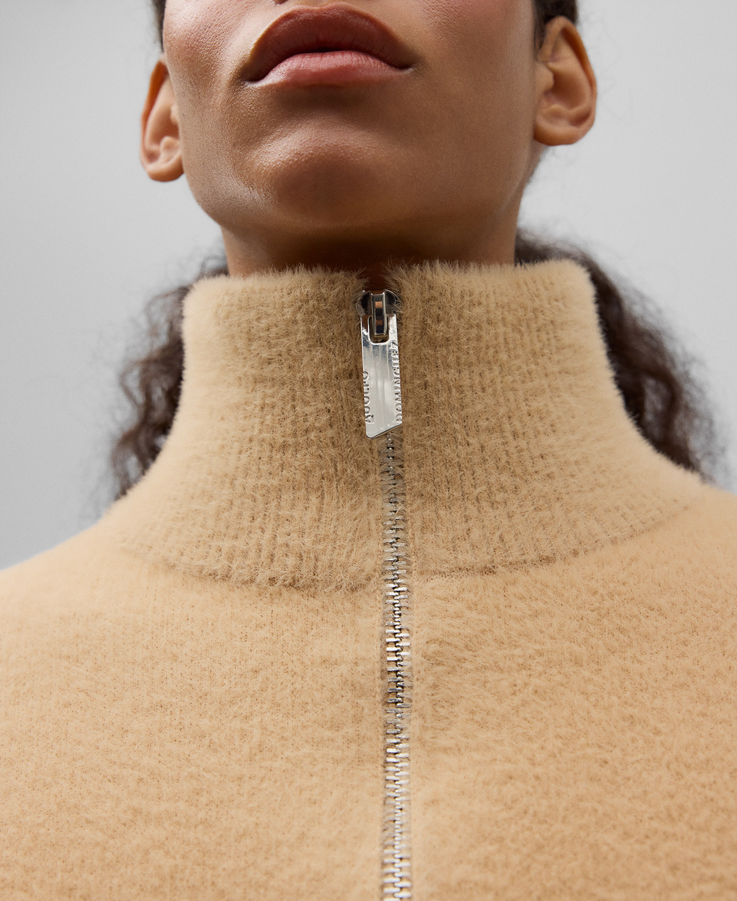 Fur effect knit jacket woman image number 3