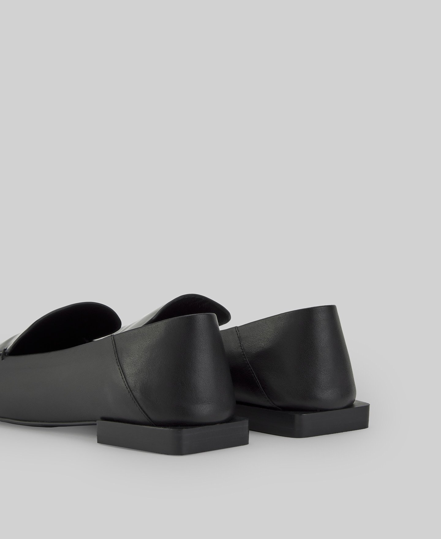 Mocas&iacute;n piel mujer image number 2