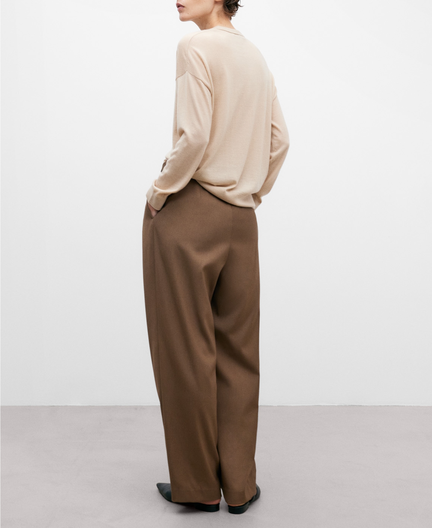 Jersey lana merino crema para mujer image number 2