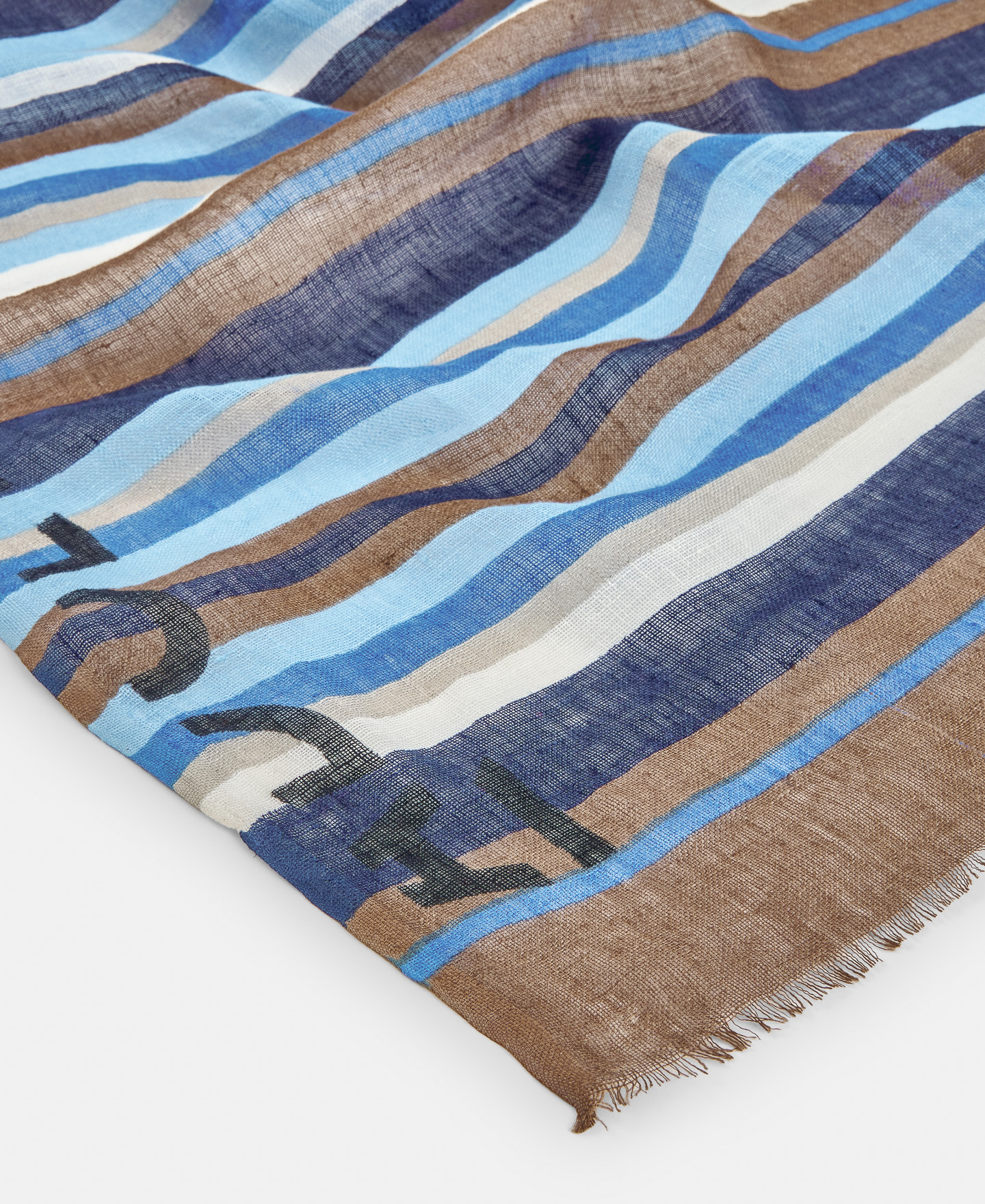 European responsible linen striped shawl image number 2