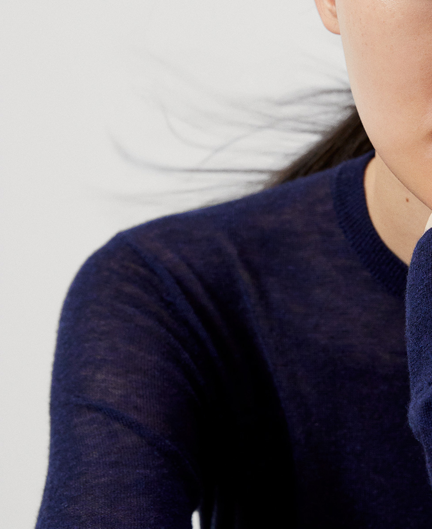 Merino wool crew neck sweater image number 3