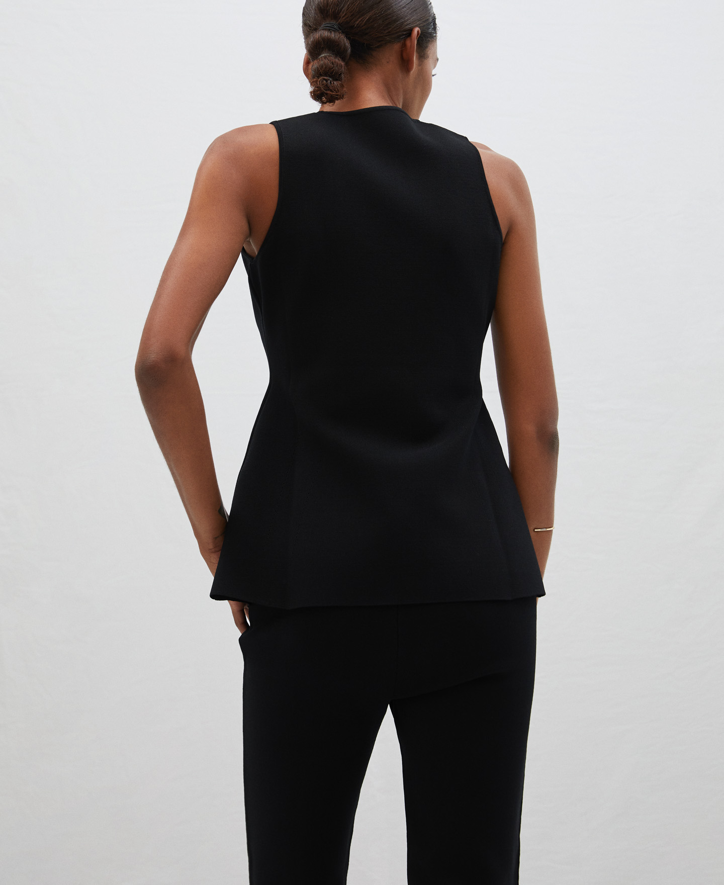 Top peplum en punto cerrojillo image number 2