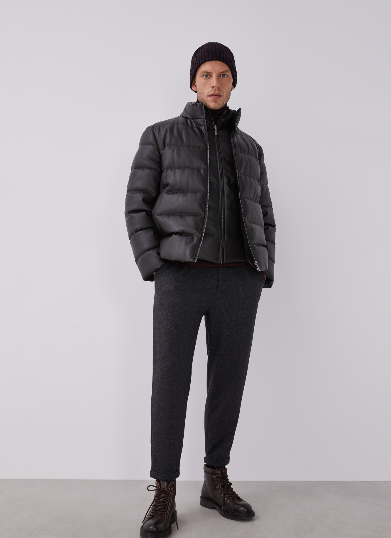 Reversible gummed puffer waistcoat image number 7
