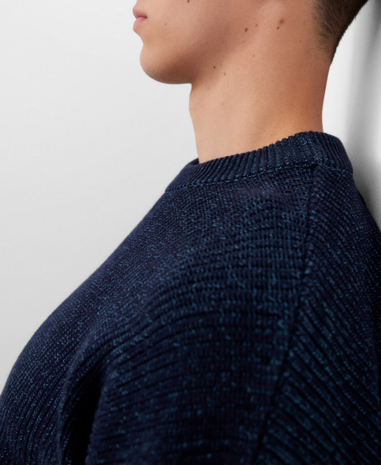 Melange blue knitted sweater image number 3