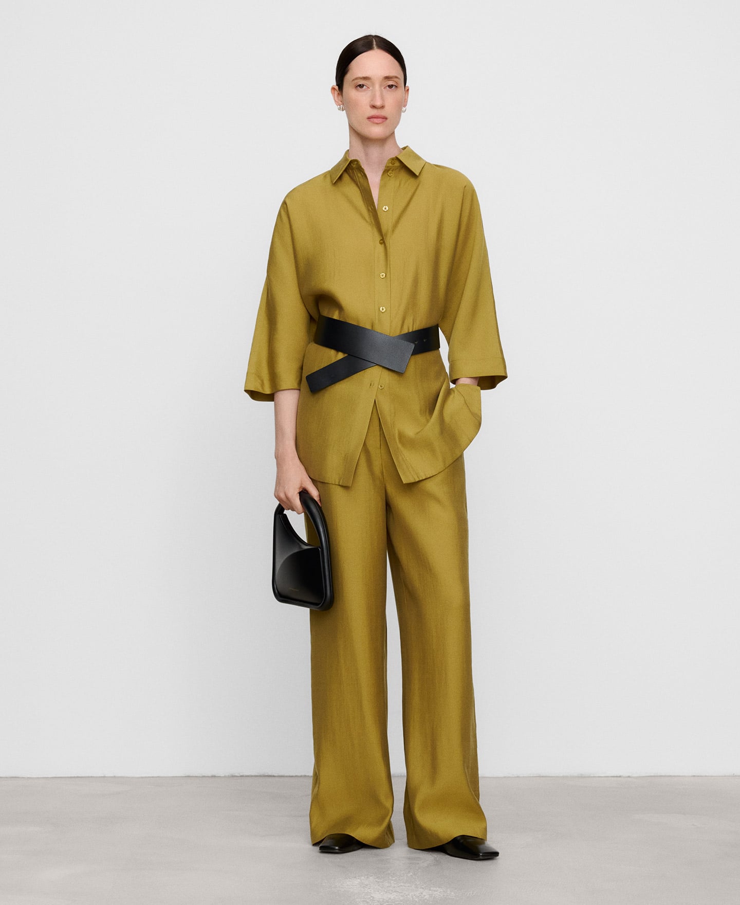 Pantalon droit fluide image number 1