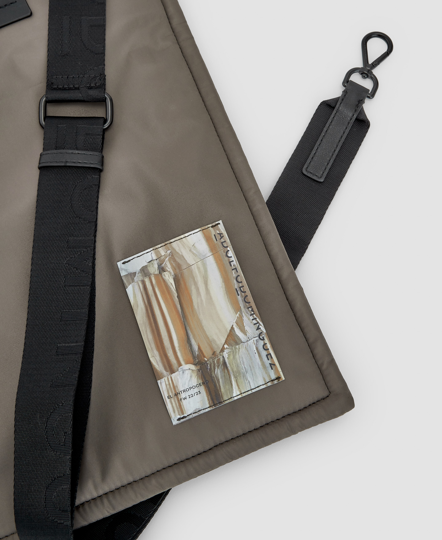 Recycled nylon superthin shopper bag image number 2