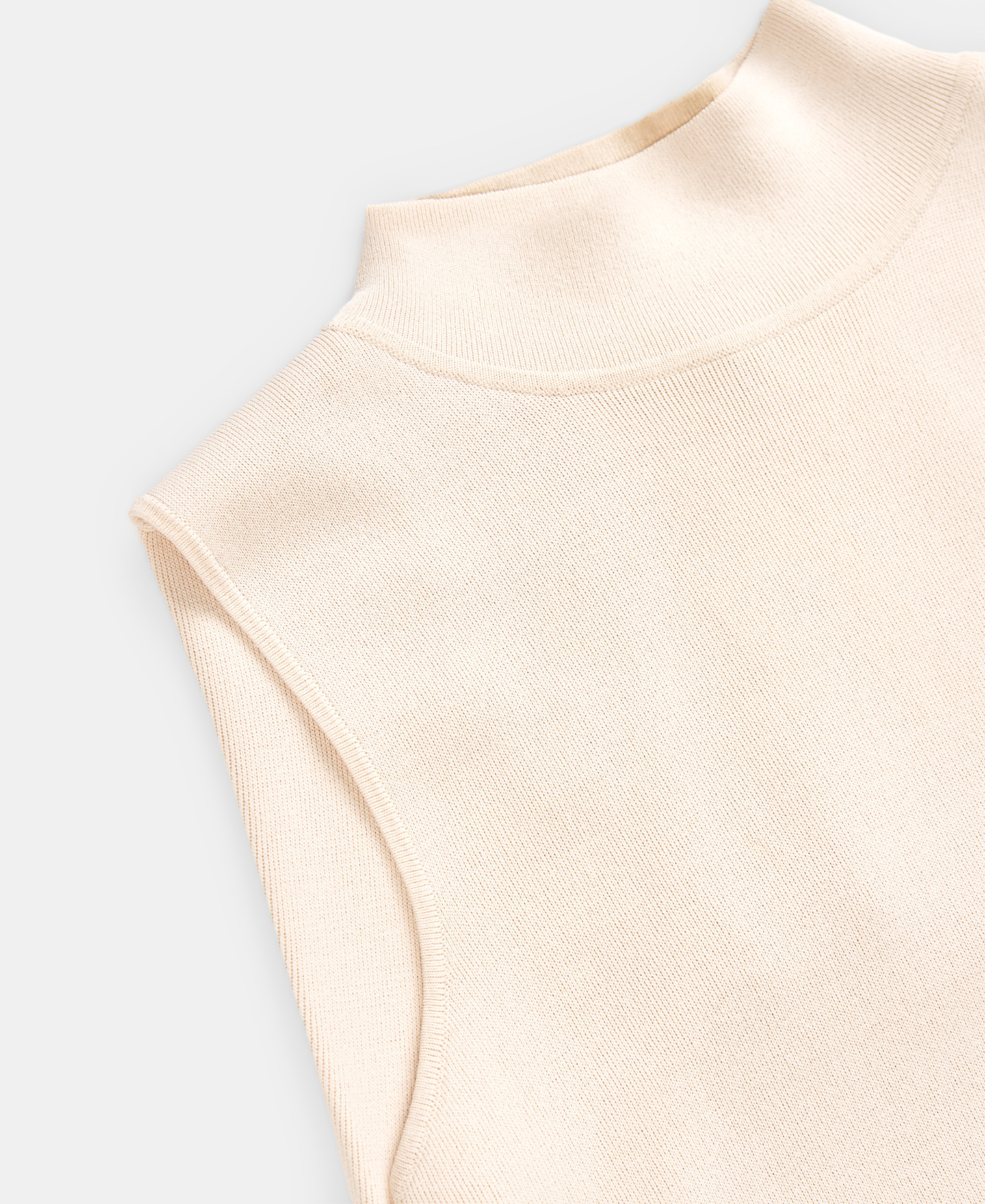 Midi dress with back cape image number 6