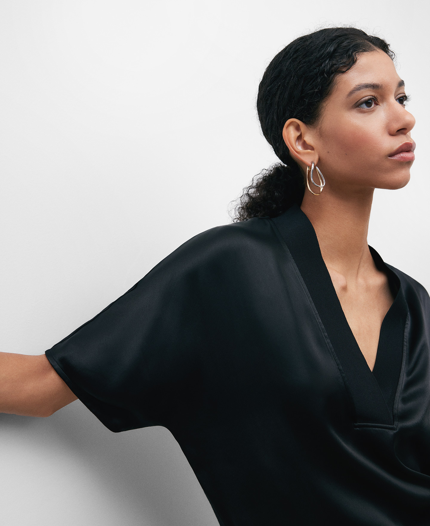 V-neckline blouse image number 3
