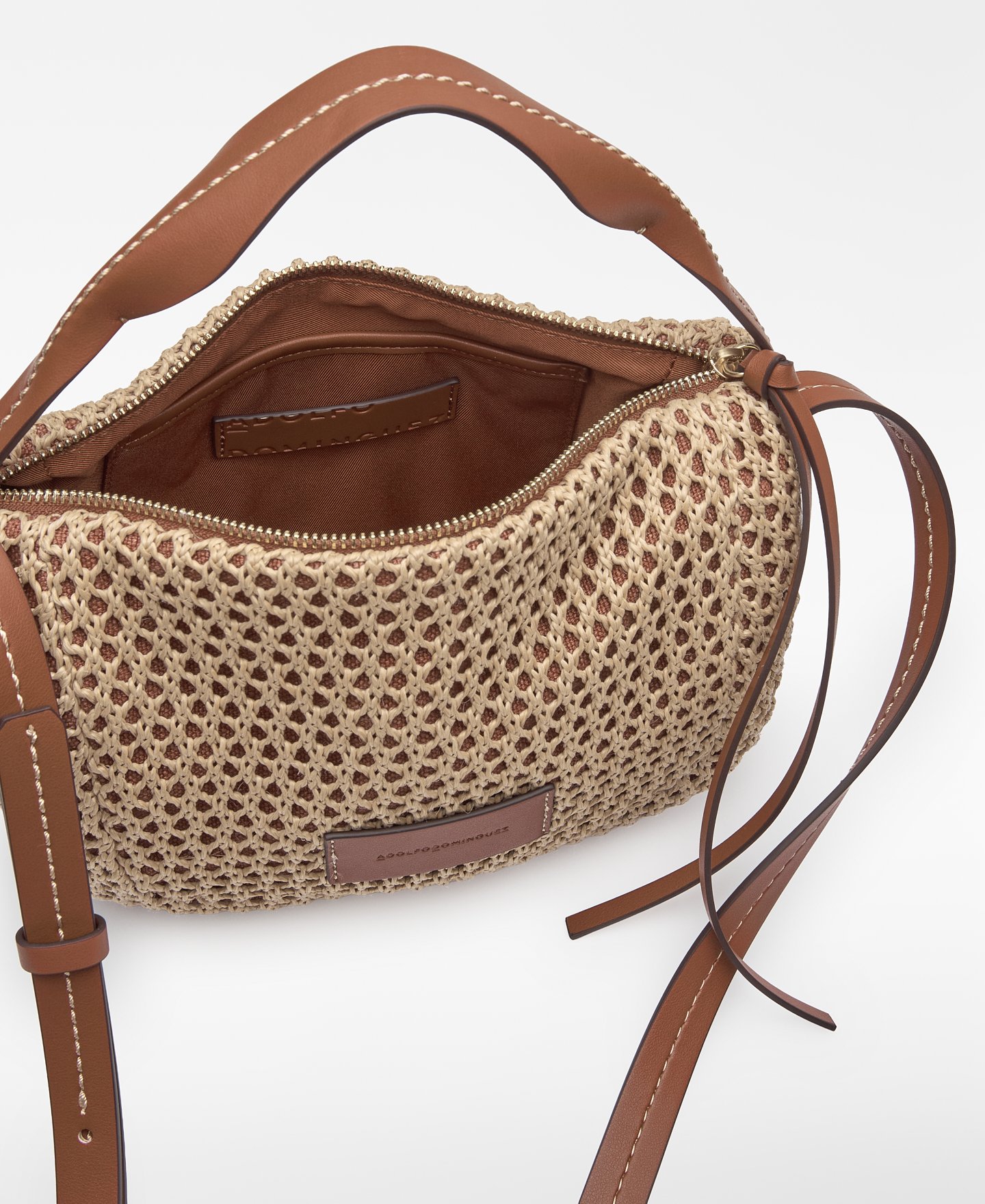 Mini-Bowlingtasche Dorna mit Raffia-Struktur image number 2