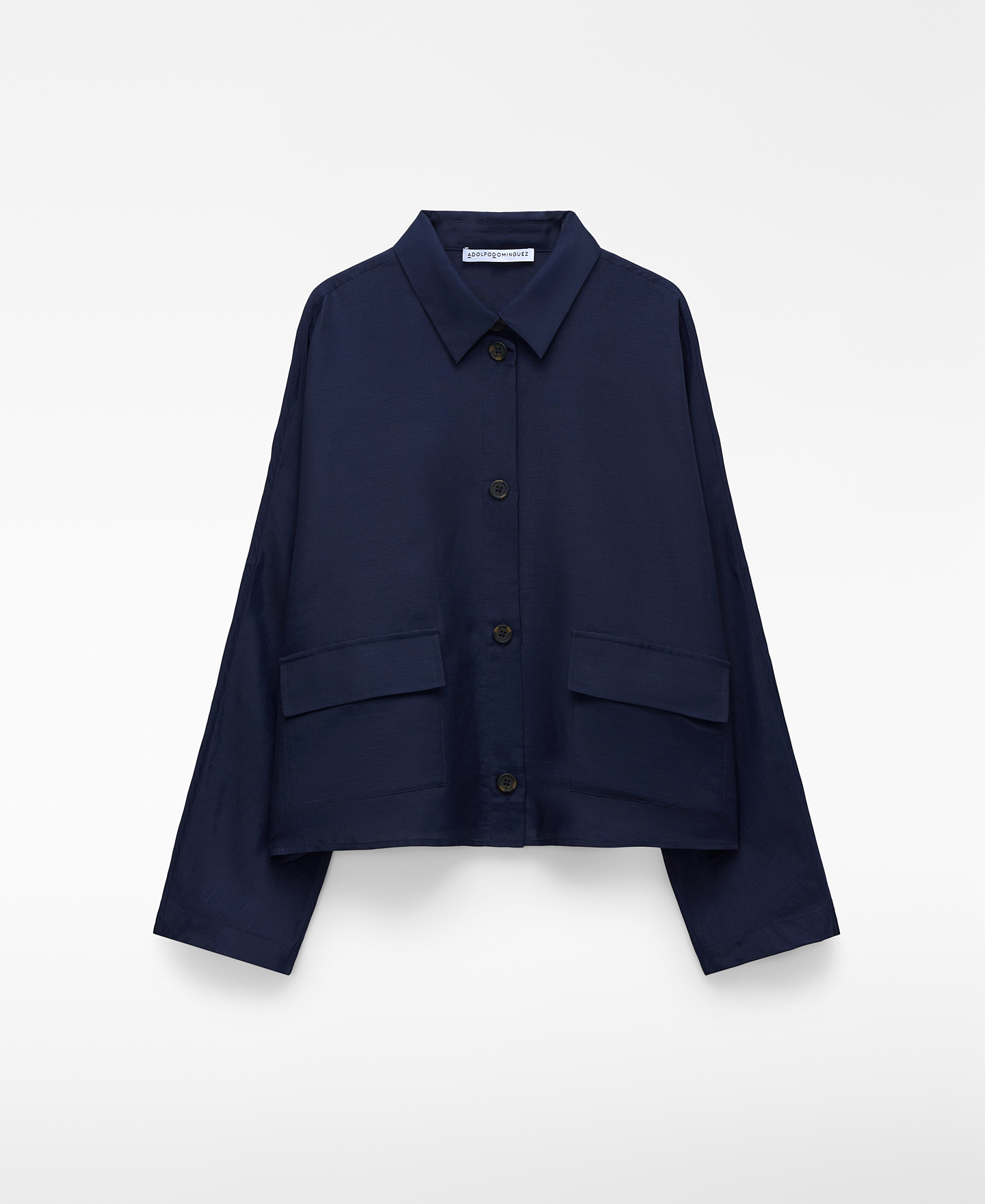 Short overshirt with pockets image number 4
