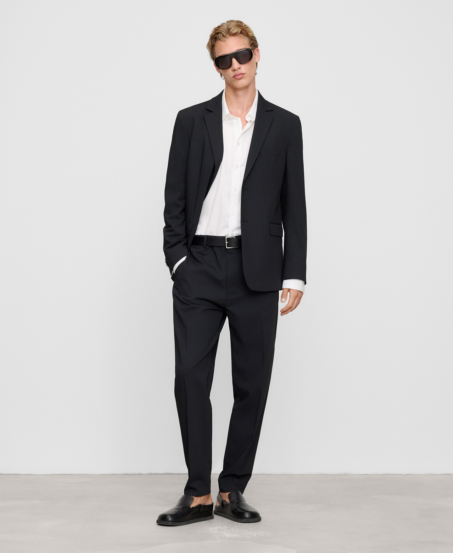 Slim fit tailored trousers image number 1