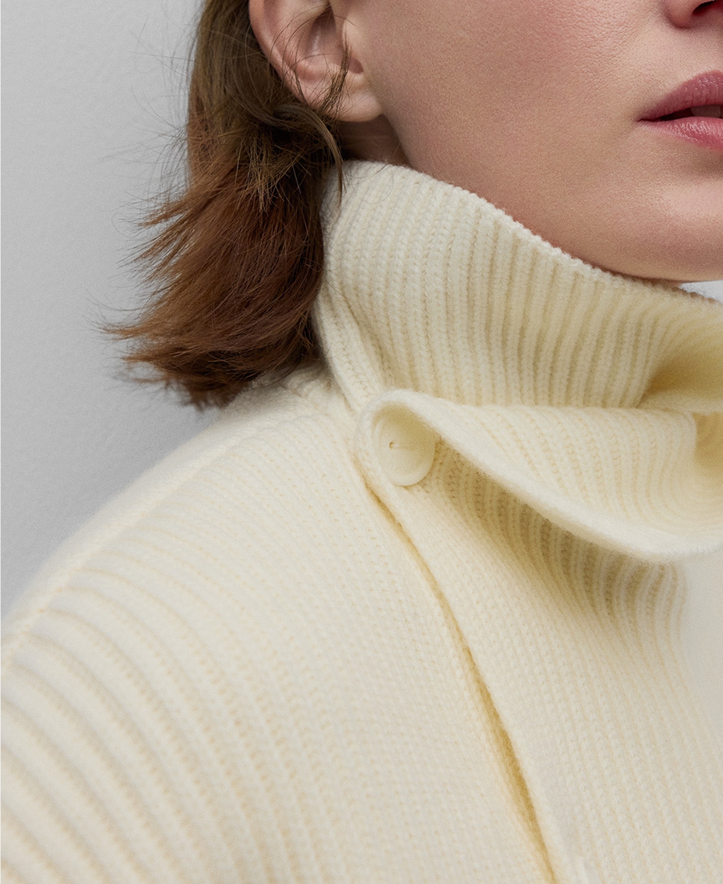 Chaqueta punto perlado lana merino mujer image number 3