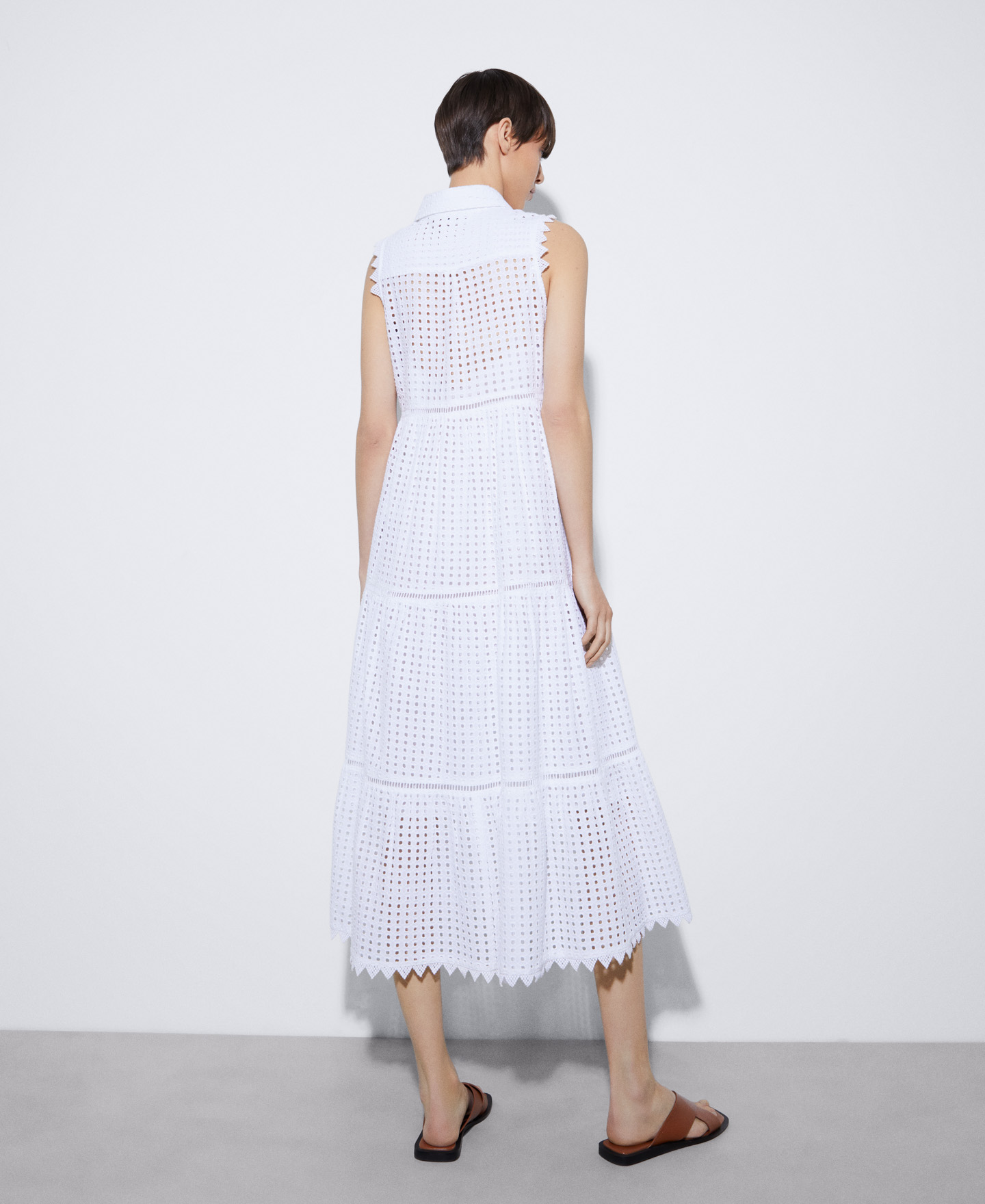 Long dress with shirt collar image number 2