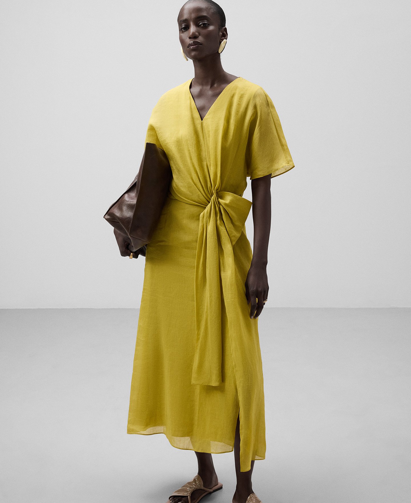 Ramie midi dress with bow woman image number 0
