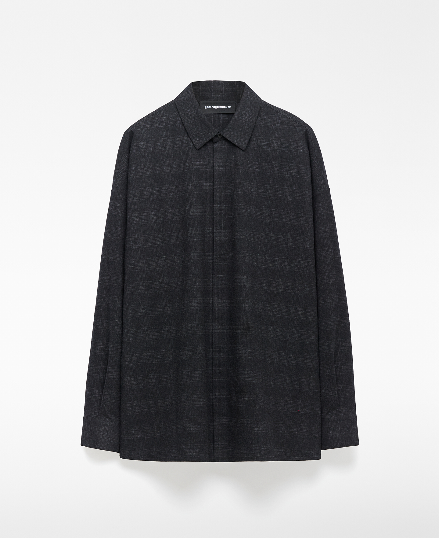 Oversize checkered shirt man image number 4
