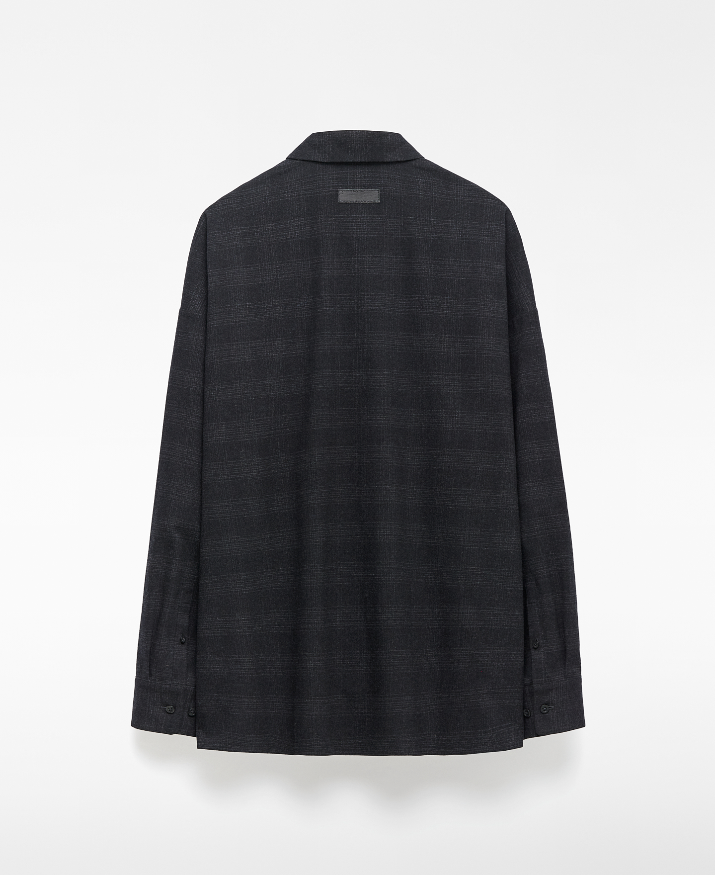 Oversize checkered shirt man image number 5